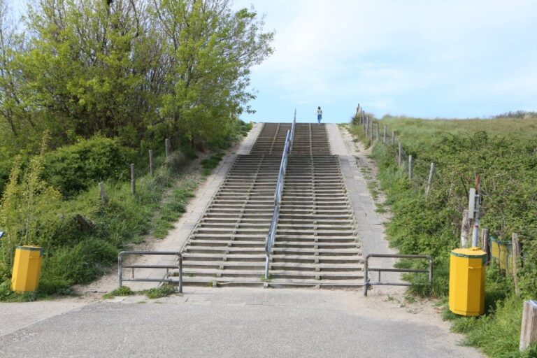 Hellingbaan bij strandopgang Molenslag komt eraan