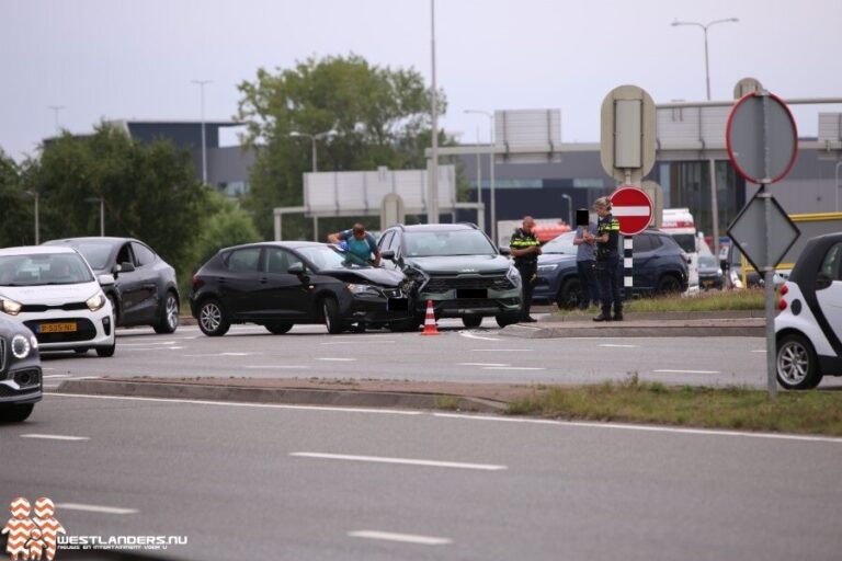 Ongeluk bij het Westerleeplein tijdens de spits