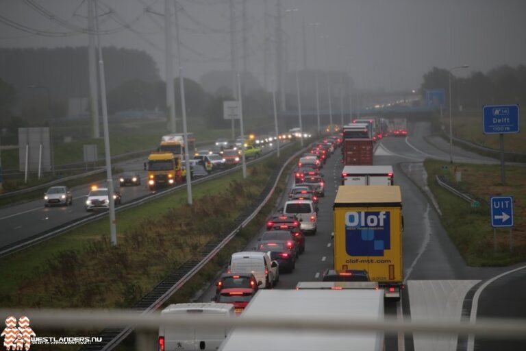 Gewonde na ongeluk op A4 bij Schipluiden