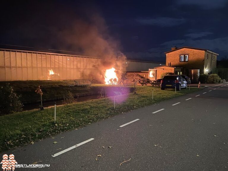 Autobrand aan de Casembrootlaan