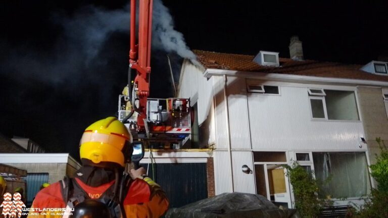 Grote brand in woning Harry Hoekstraat