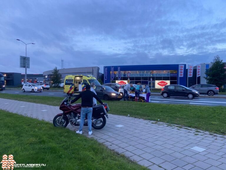 Motorrijdster gewond na ongeluk N213