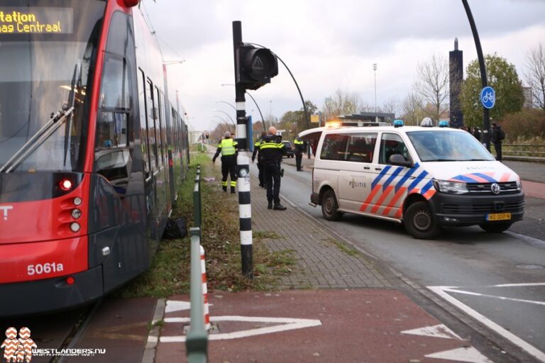 Fietser ernstig gewond na ongeluk met tram