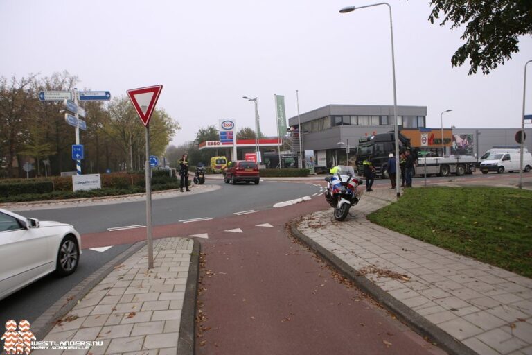 Motorrijder gewond na ongeluk Koningin Julianaweg