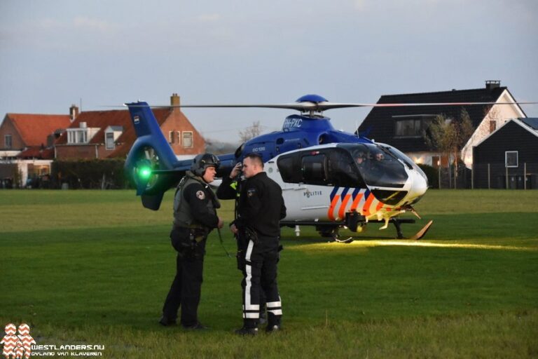 Politiehelikopter landt aan de Vierschaar