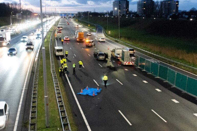 Lange files na dodelijk ongeval A16