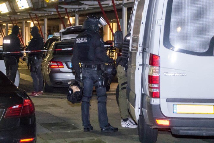 Verdachte politie-inval Speelmanstraat vrijgelaten