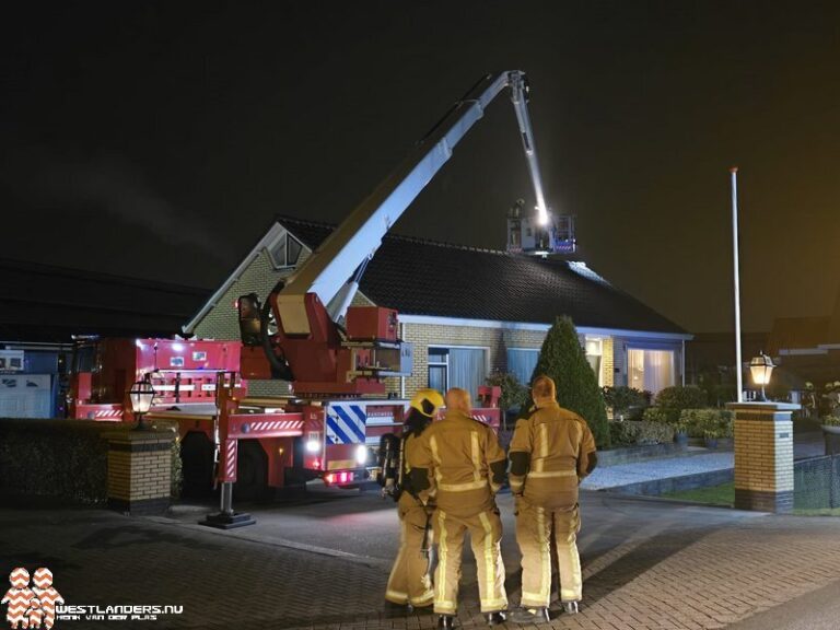 Schoorsteenbrand aan de Naaldwijkseweg