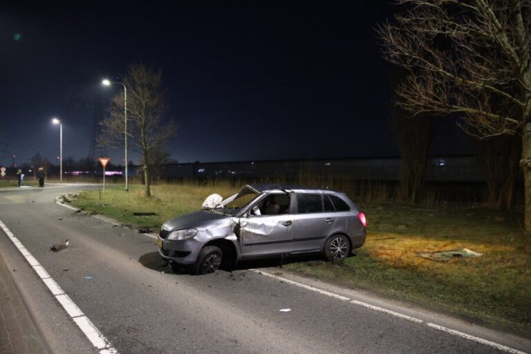 Automobilist gewond gevlucht na eenzijdig ongeluk N223