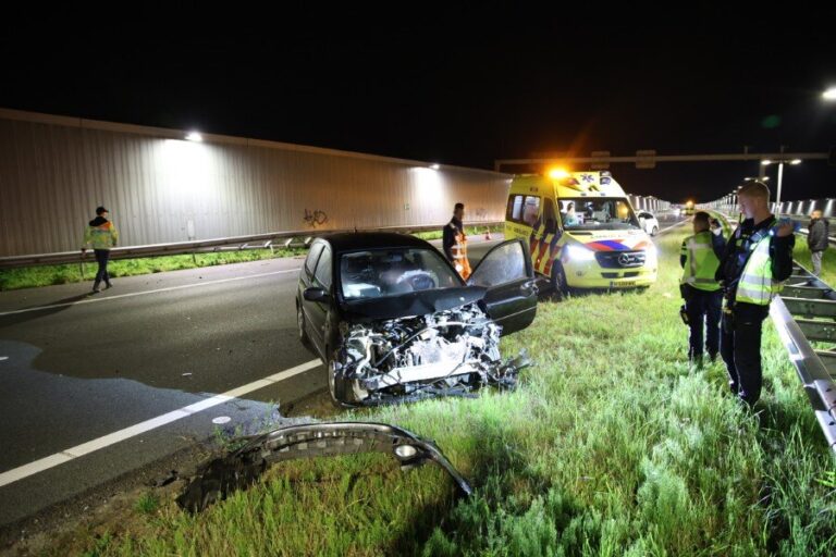 Twee gewonden na ongeval A4