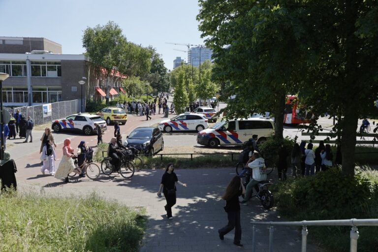 Leerling gewond na steekincident Van Vredenburch College