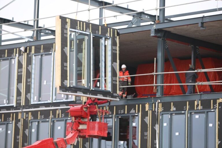 Meer dan 6.000 tijdelijke woningen vergund in 2024