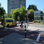 Man valt flauw na ongeluk Lozerlaan