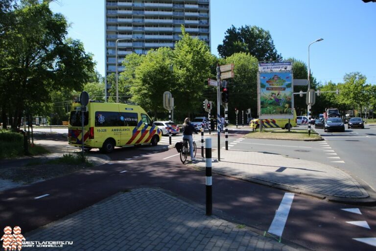 Man valt flauw na ongeluk Lozerlaan