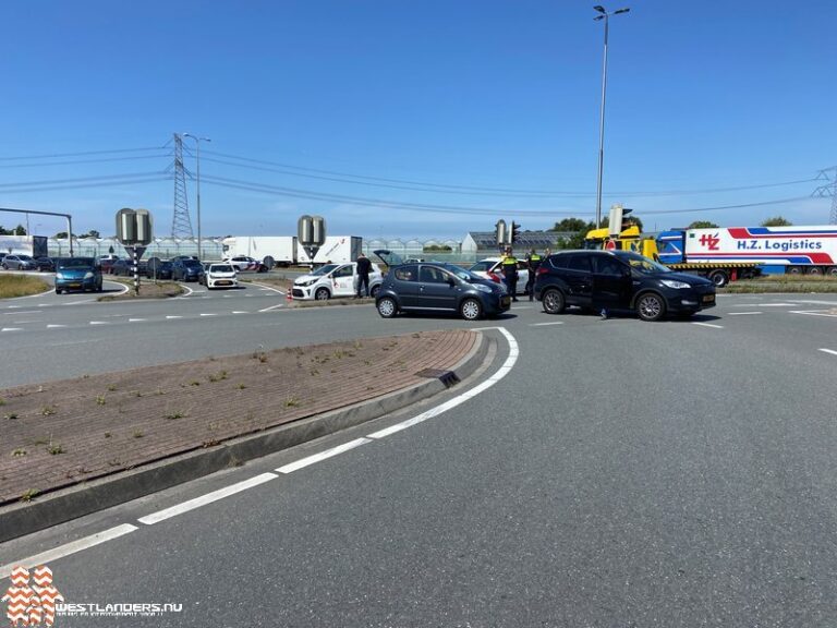 Verkeerschaos tijdens ongeluk en poging tot doodslag