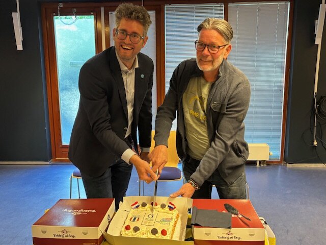 Jungheimer Café Maassluis feestelijk geopend 