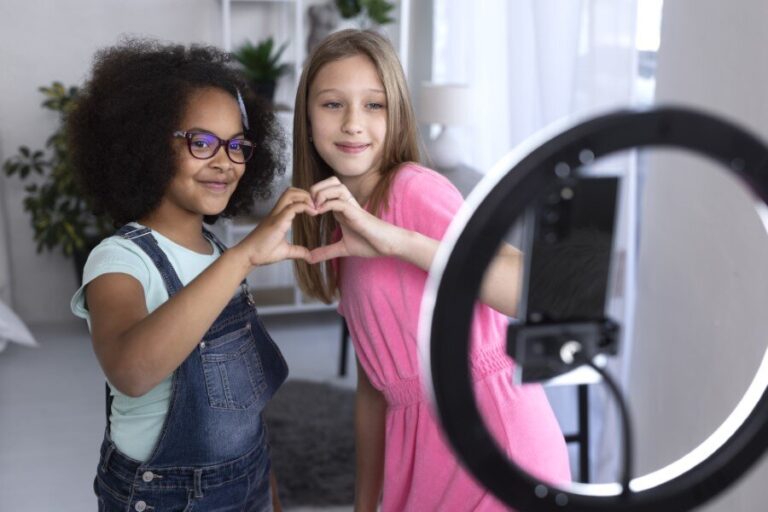 Strengere regels voor vlogfamilies en kidfluencers