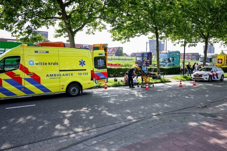 Fietsster gewond na ongeluk Industrieweg