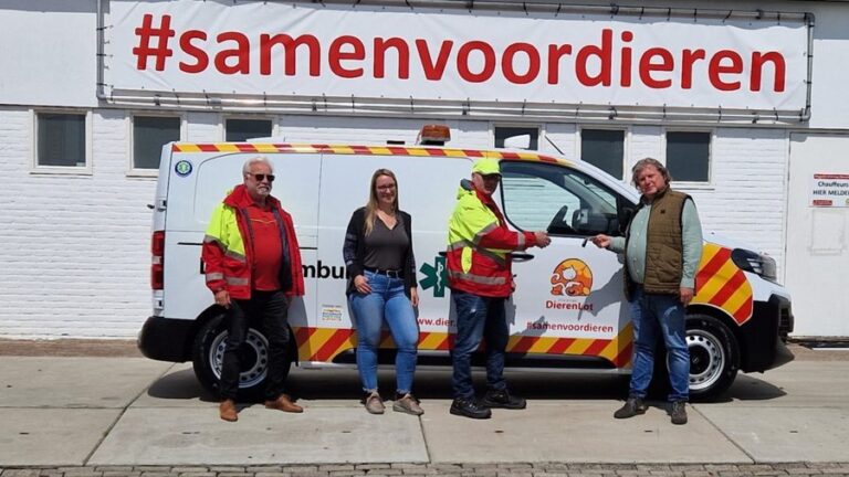 Eerste elektrische dierenambulance voor Westland